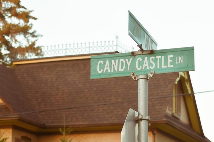 candy castle ln