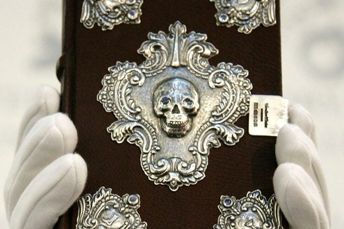 manuscript 'The Tales of Beedle the Bard'