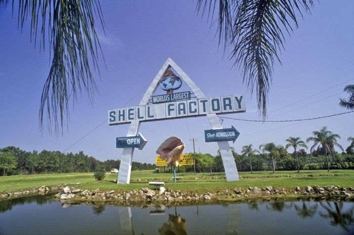 FORT MYERS, FLORIDA - CIRCA 1990'S: Shell Factory, Fort Myers, Florida