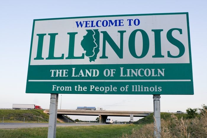 Illinois Welcome Sign - spring time