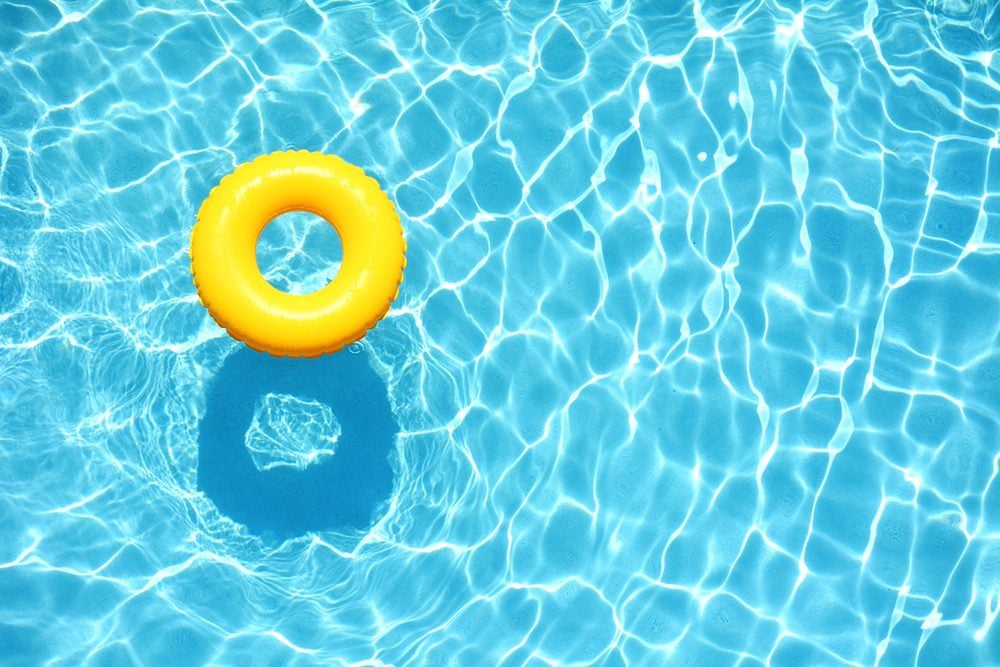 Fluisteren Vader fage Zware vrachtwagen 12 Ways Your Swimming Pool Is Making You Sick | Reader's Digest