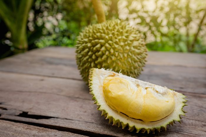 Durian is king of fruit in Thailand , Durian long-stemmed.