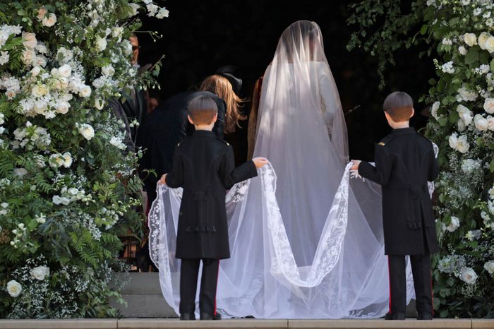 tiny-details-you-didnt-notice-about-the-royal-wedding-9685436di-REX-shutterstock