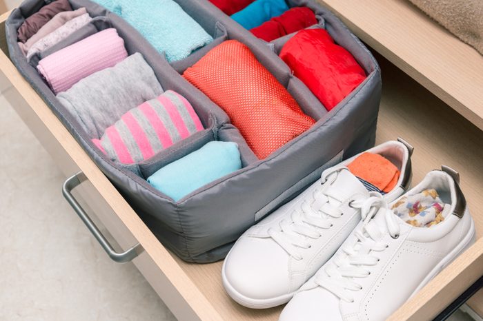 wardrobe drawer organizer 