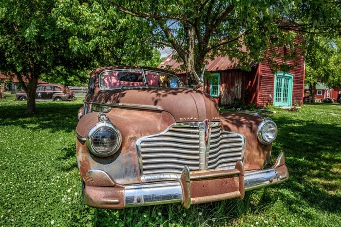 CARTHAGE, MISSOURI, USA - MAY 11, 2016 : Classic 1940/41 Buick Eight located near historic Route 66 in Missouri.