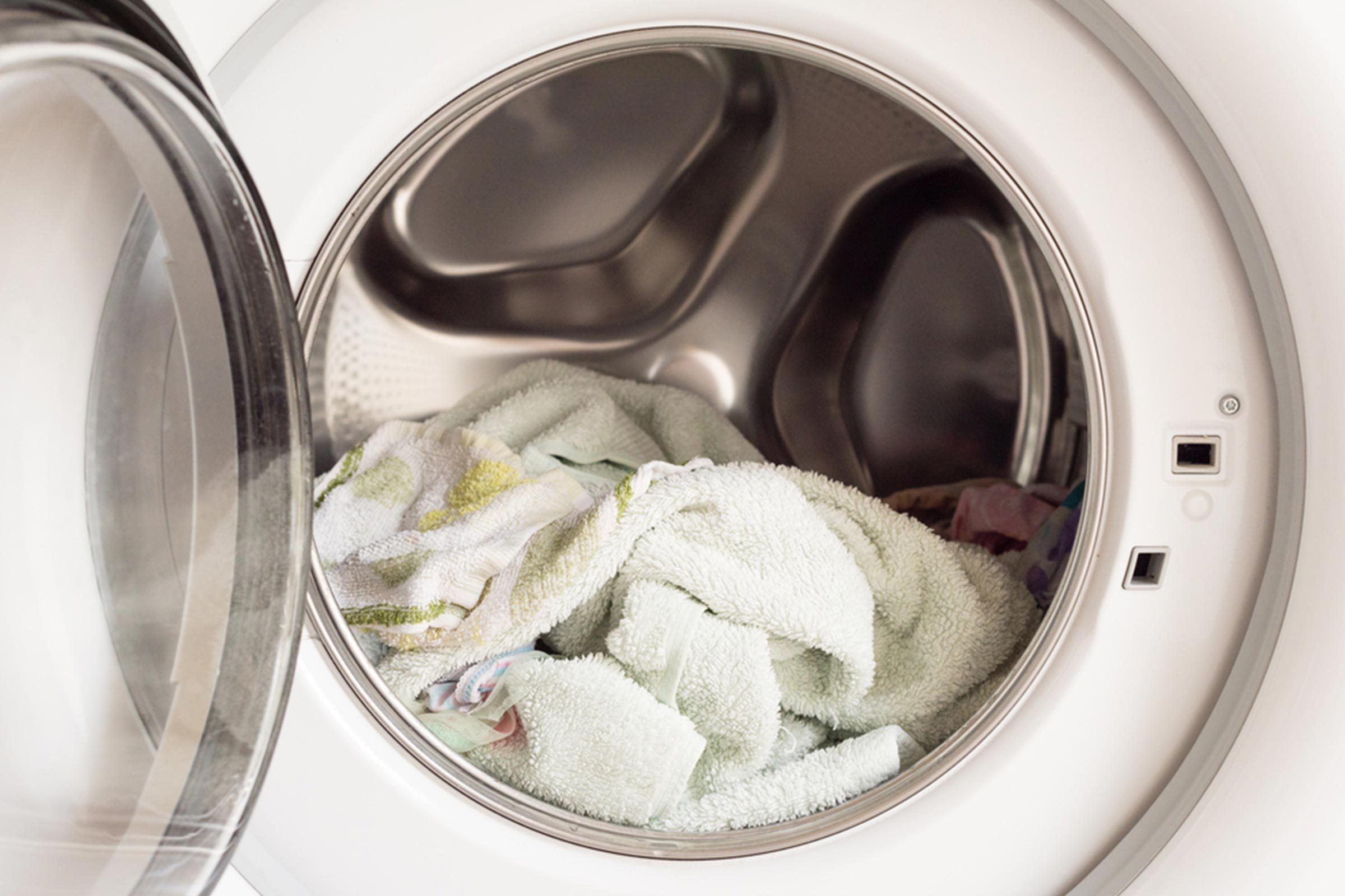 Things You Haven't Cleaned in a Long Time (if Ever!) | Reader's Digest