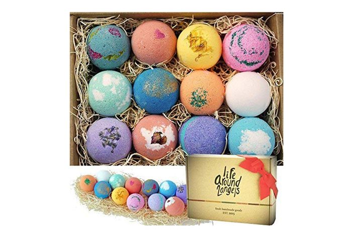3_Handcrafted-bath-bombs-for-a-luxe-tub