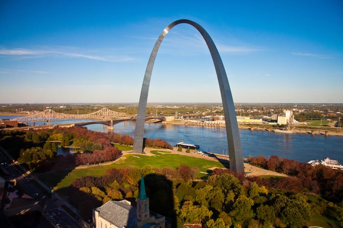 Image of the St. Louis Gateway Arch in St. Louis, MO. 