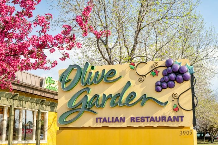 Olive Garden, lively, family-friendly chain featuring Italian standards such as pastas & salads, with a full bar.