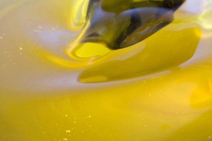 Edible oil, olive oil waves