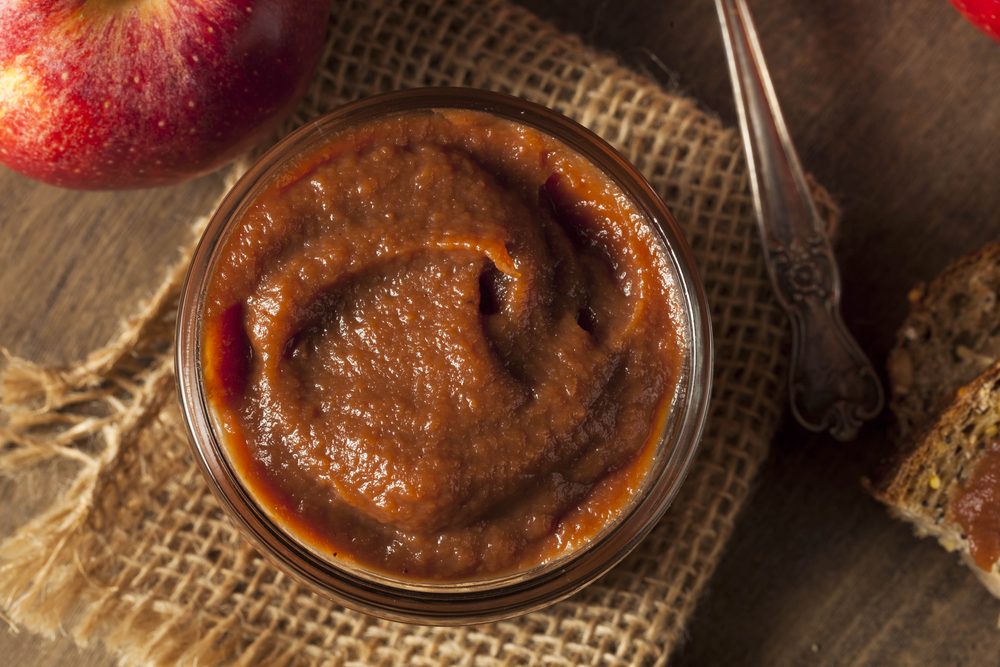 Homemade Sweet Apple Butter with Cinnamon and Nutmeg
