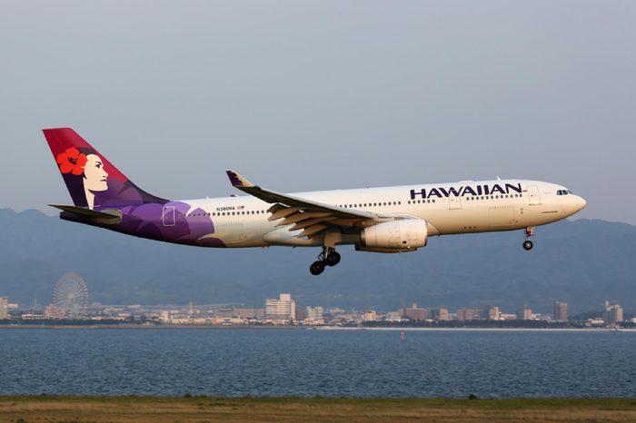 A Hawaiian Airlines Airbus A330 approaching on May 24, 2014 in Osaka. Hawaiian Airlines is a US airline based in Honolulu, Hawaii.