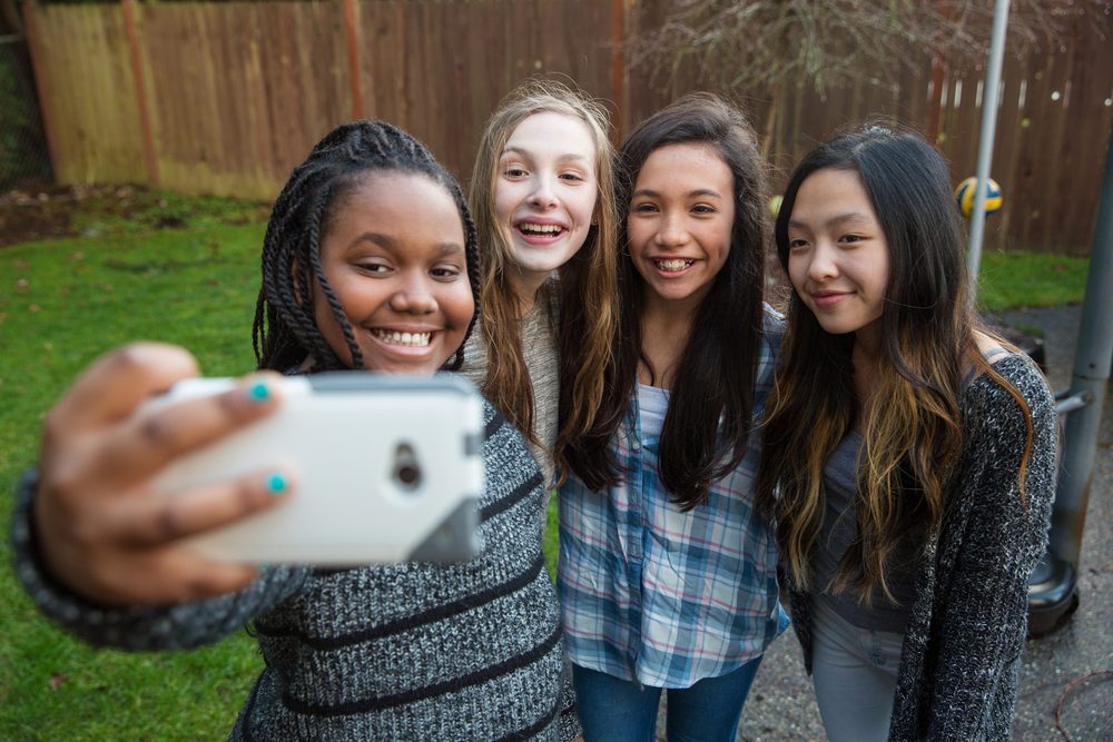 Hidden Health Danger Of Taking Selfies With Friends Reader S Digest