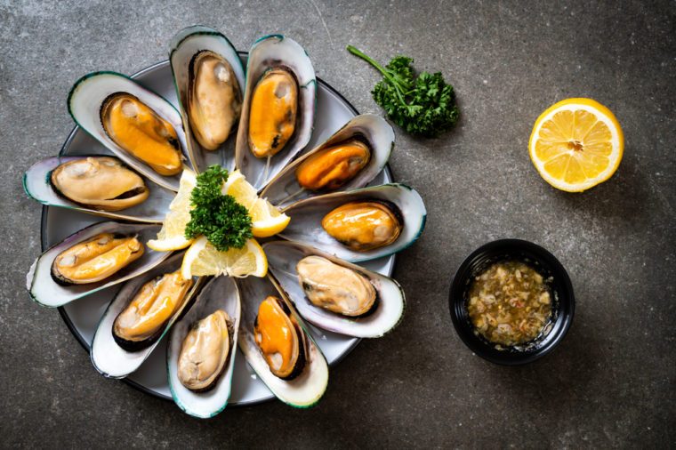 seafood mussels with lemon and parsley