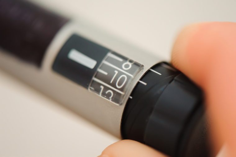 scale on the bottom of insulin pen, self injection medical equipment for diabetes patients