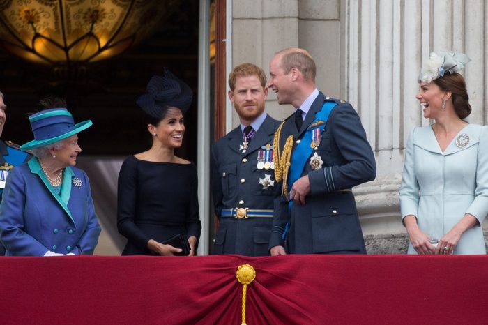 Queen Elizabeth II, Meghan Duchess of Sussex, Prince Harry Prince William and Catherine Duchess of Cambridge on the balcony of Buckingham Palace