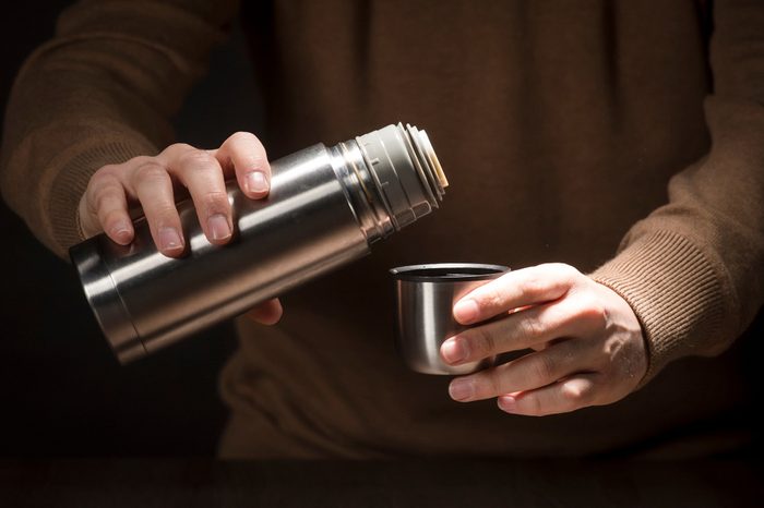 Using vinegar to clean thermos