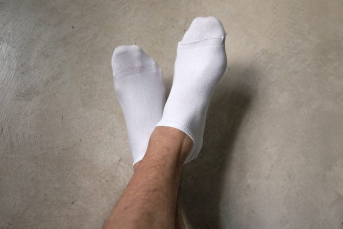 White vinegar for cleaning socks