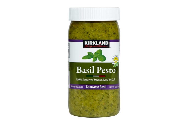 Kirkland Signature Imported Basil Pesto, 22 oz