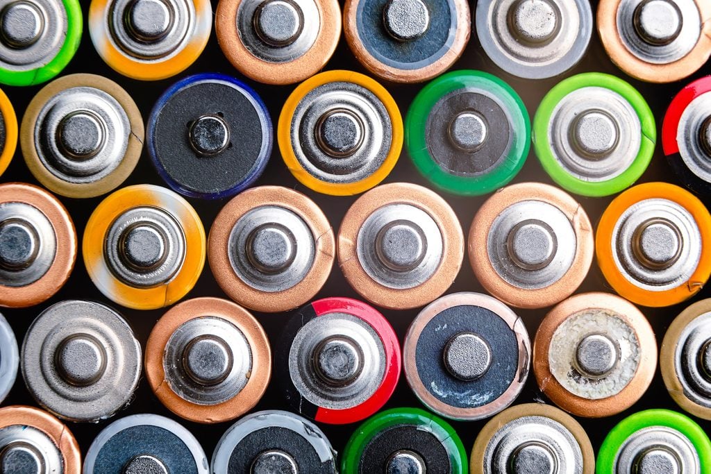 Why You Probably Shouldn’t Buy Batteries From the Dollar Store
