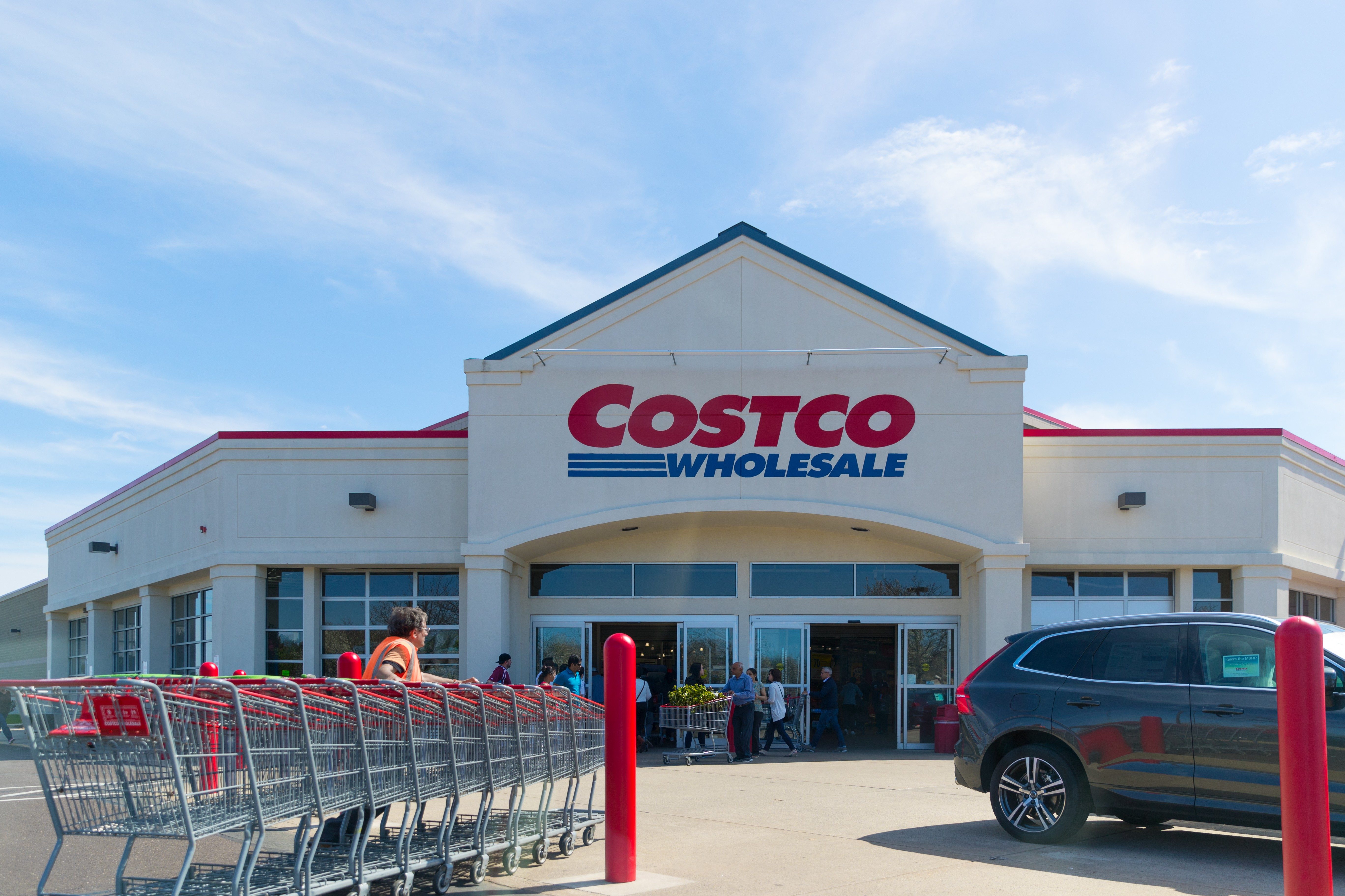 Why Costco Only Accepts Visa Cards | Reader's Digest