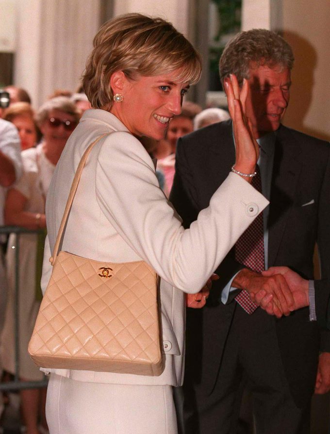 princess diana in chanel