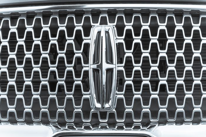 HOUSTON, US-SEPT 10, 2016: Close-up metallic logo of Lincoln Motor, a division of Ford Motor Company that sells luxury vehicles. Founded 1917 by Henry Leland, Lincoln is subsidiary of Ford since 1922.