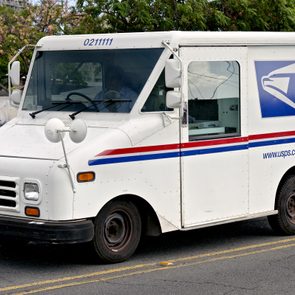 13 Things That Will Surprise You About What It's Really Like to Be a Mail Carrier