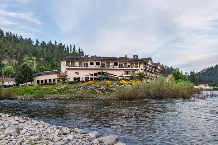 Best Western Lodge At River's Edge