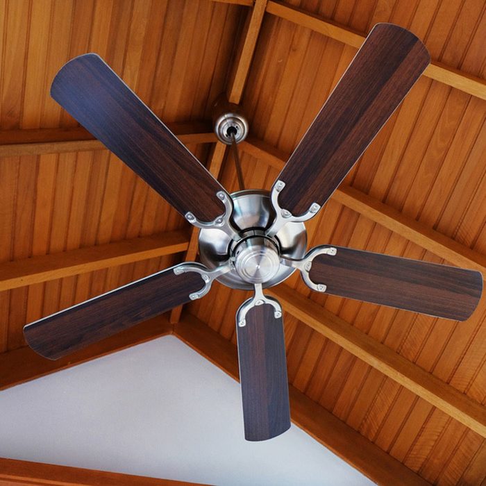 ceiling fan with wood ceilings beams