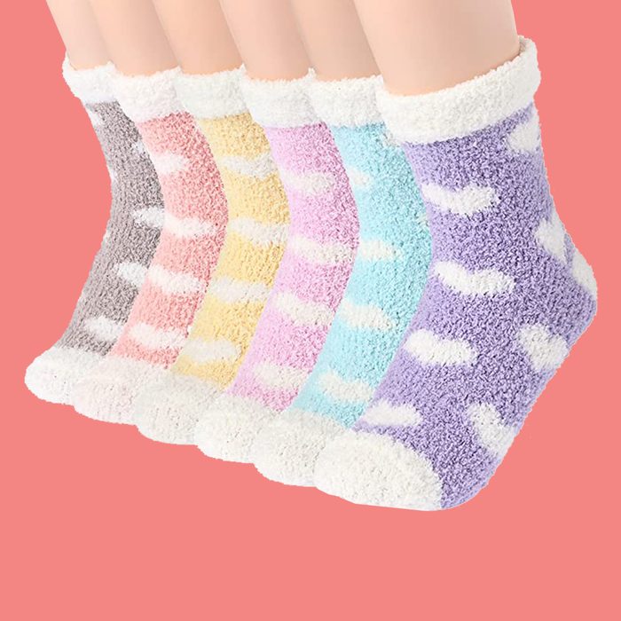 slipper socks with hearts on them