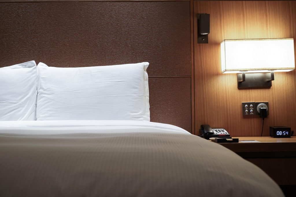 10 Red Flags You’re About to Stay at a Bad Hotel