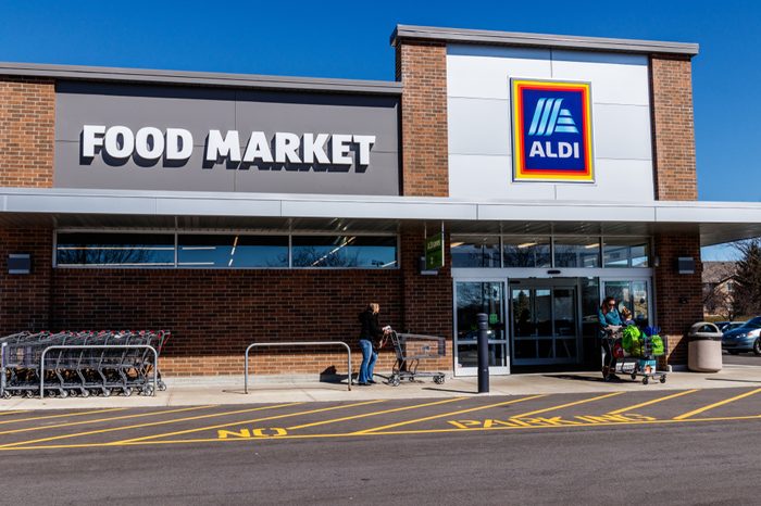 Noblesville - Circa March 2018: Aldi Discount Supermarket. Aldi sells a range of grocery items, including produce, meat & dairy, at discount prices I