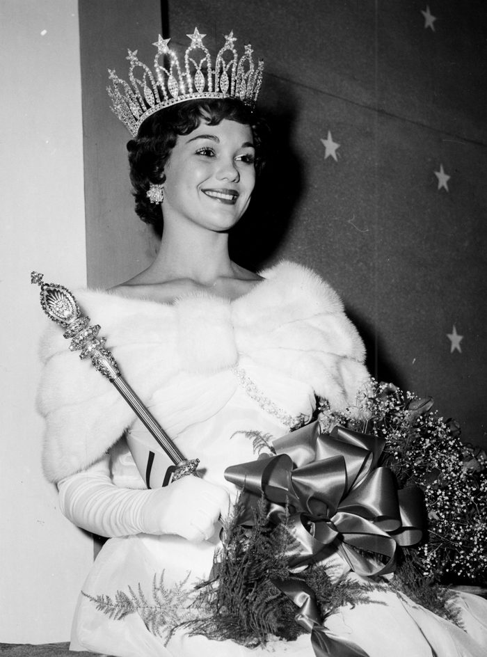 Sharon Brown, Miss USA 1961