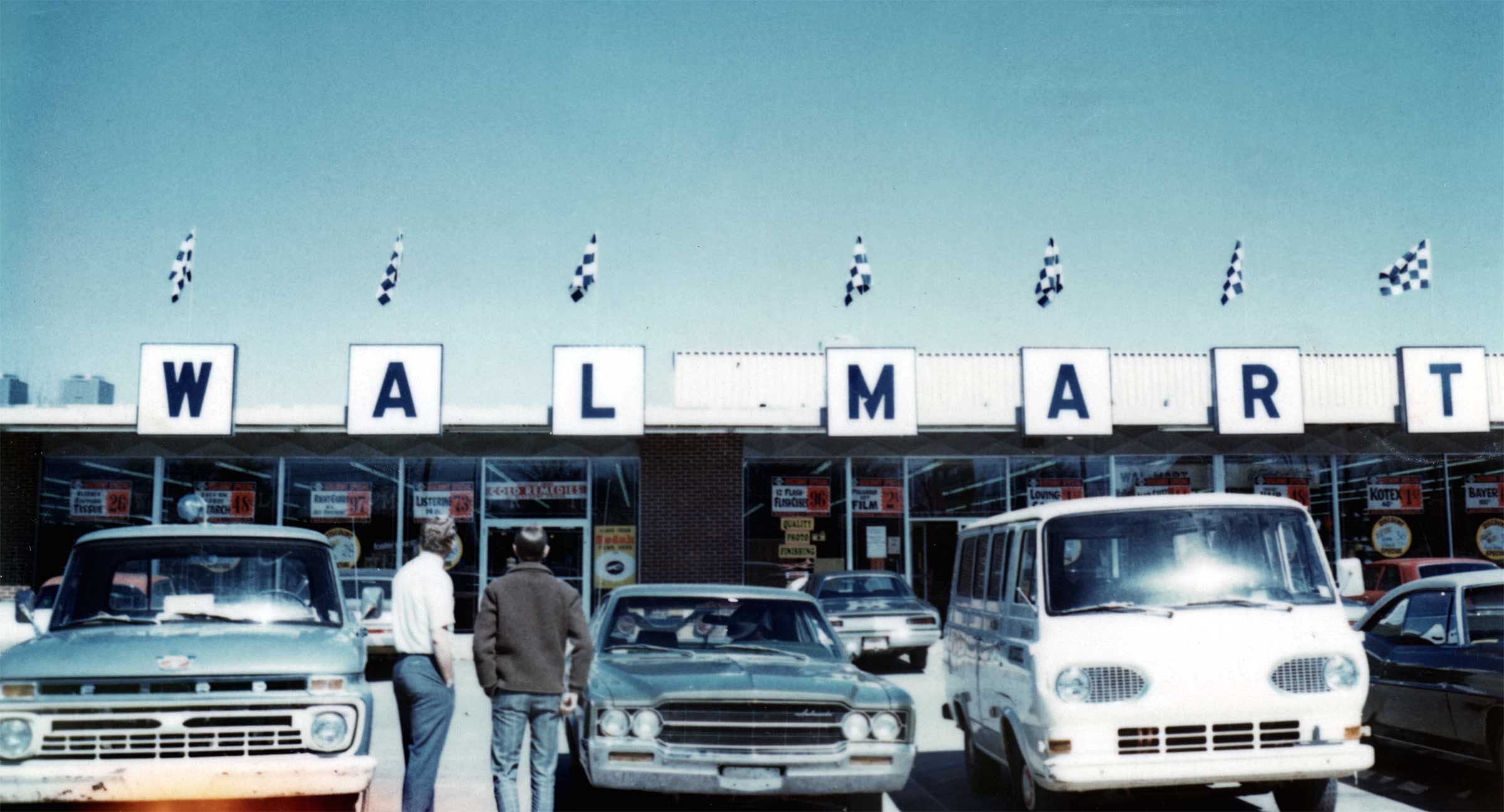 Very Rare 1970s-early 1980s Wal-Mart building. This might possibly