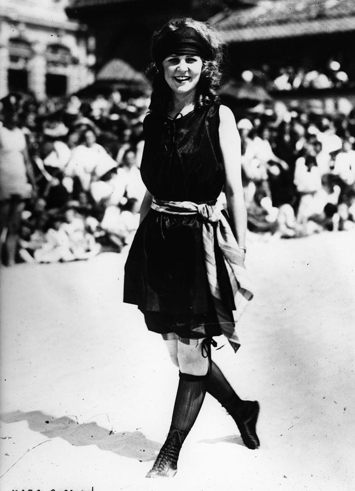 Art - various Margaret GORMAN 1905-1995, winner of the first Miss America pageant in 1921 at Atlantic City, New Jersey