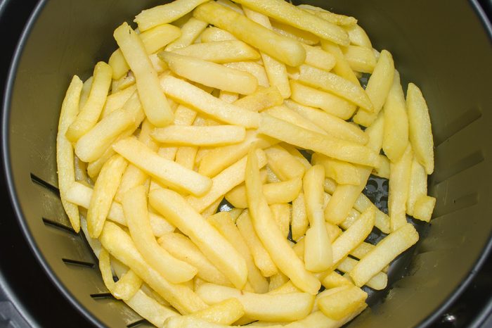 potato chips, French fries, being prepared in an oil-free fryer, Fryer without oil