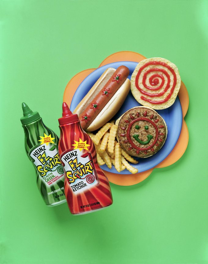 NEW HEINZ "EZ SQUIRT" KETCHUP FEATURING CHILD CUSTOMIZED BOTTLES FOR BETTER CONTROL, MORE FUN AT MEALTIME