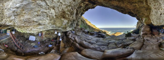 Blombos-Cave-Interior