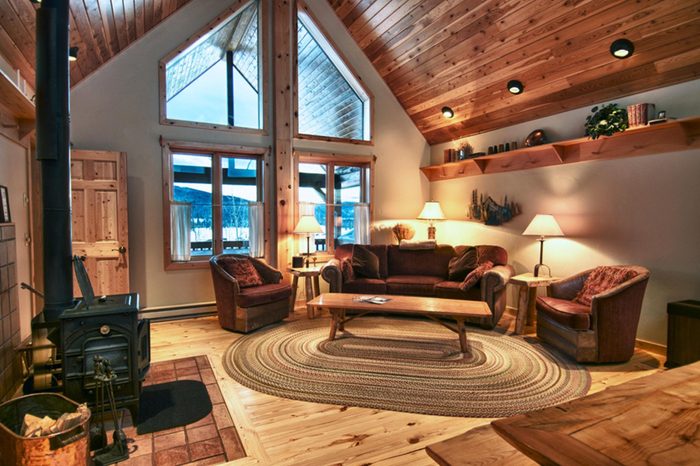 11_luxurious-log-cabin-accommodat
