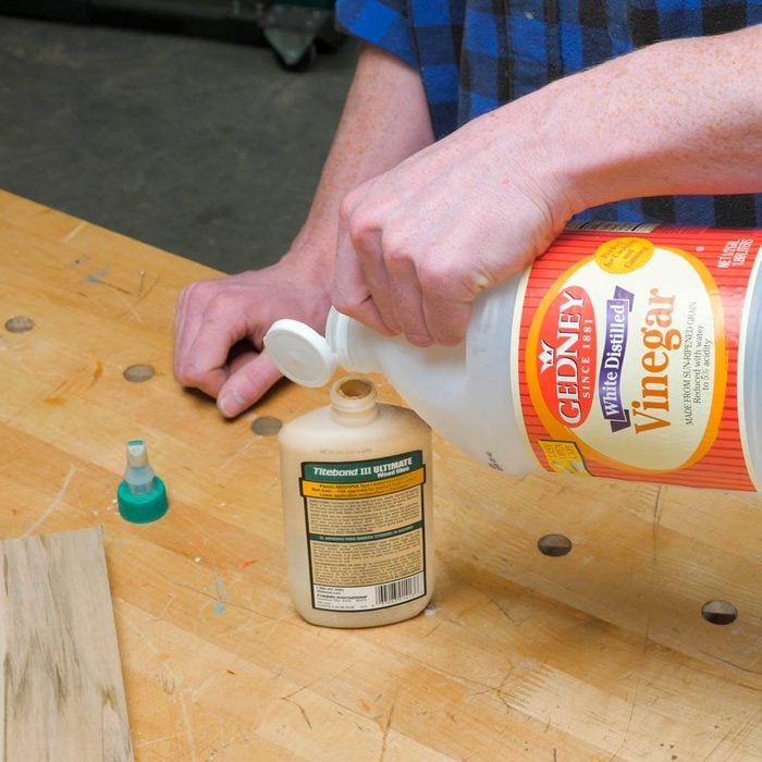 Thinning Glue 1 vinegar