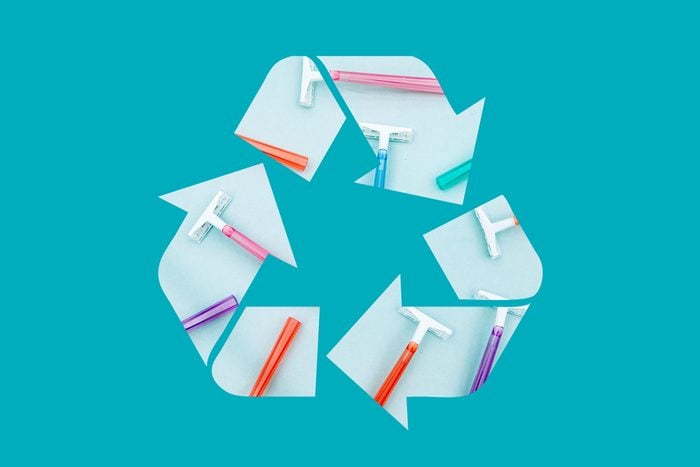 razors in a recycle symbol on a blue background