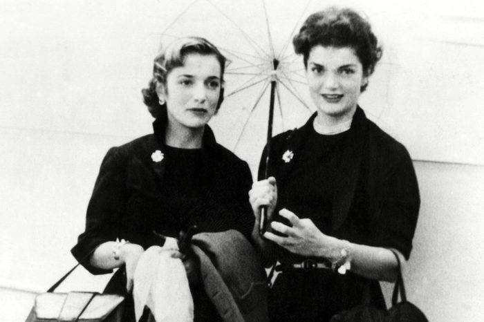 Jacqueline Bouvier and sister Lee