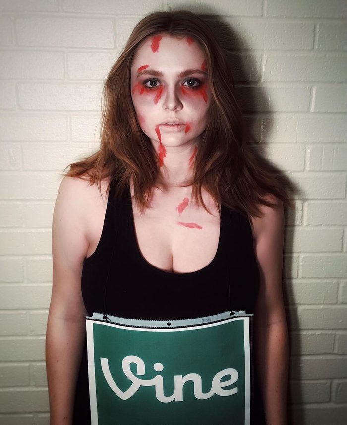Vine is dead halloween costume