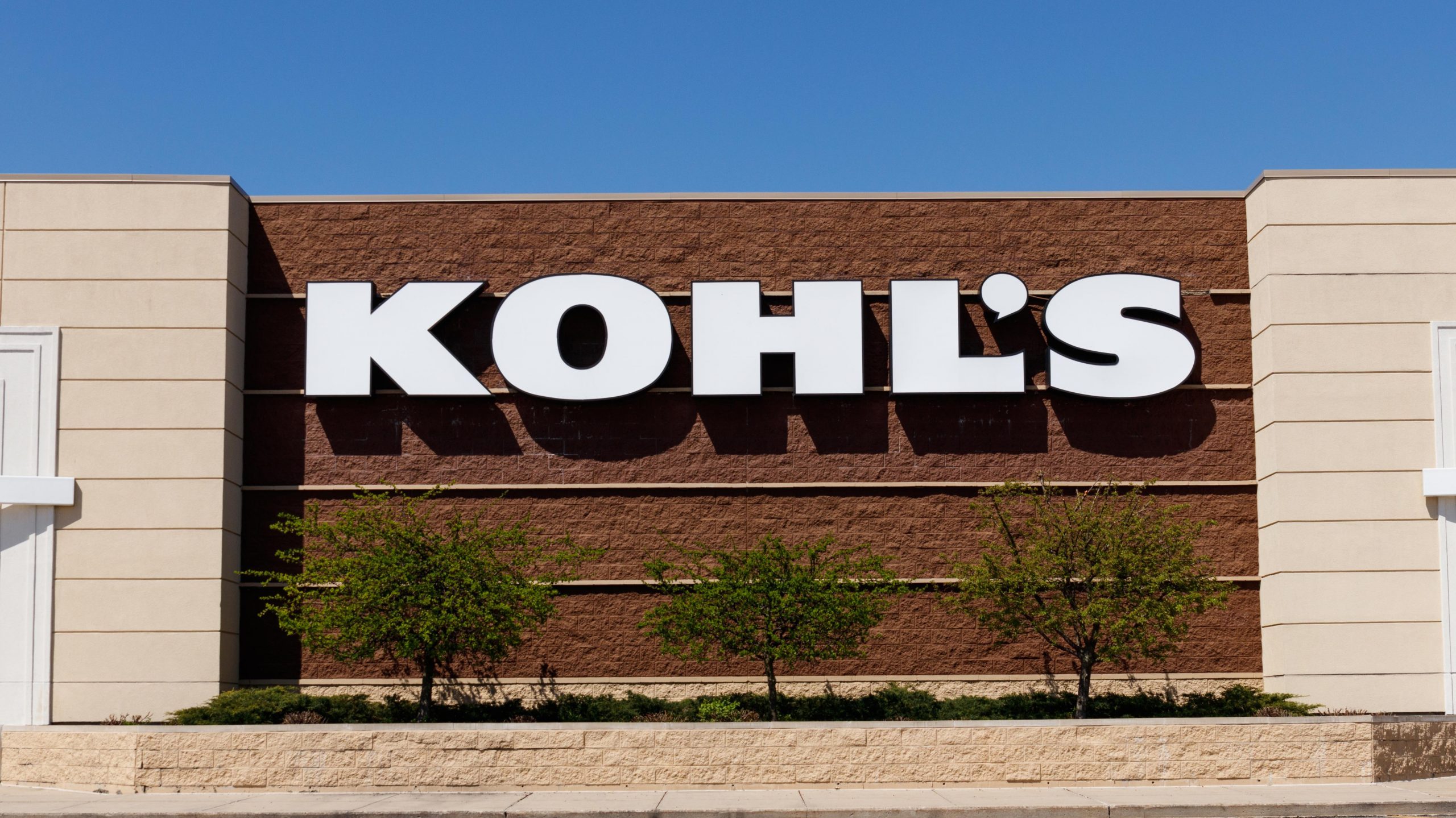 Why Kohl's Is Now Accepting Amazon Returns | Reader's Digest