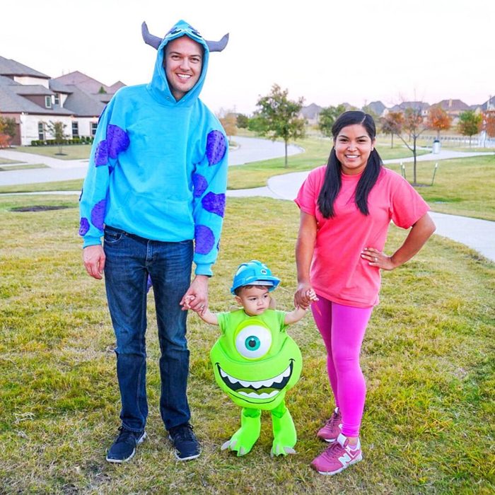 monsters inc family halloween costume idea