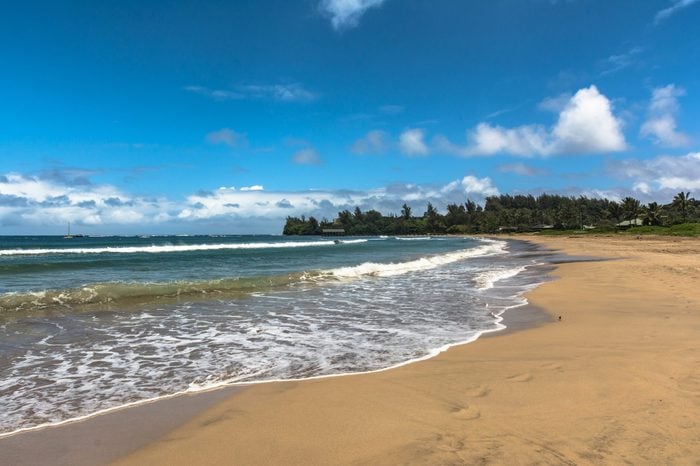 Sand beach along Hanalei Bay coast, Kauai, Hawaii