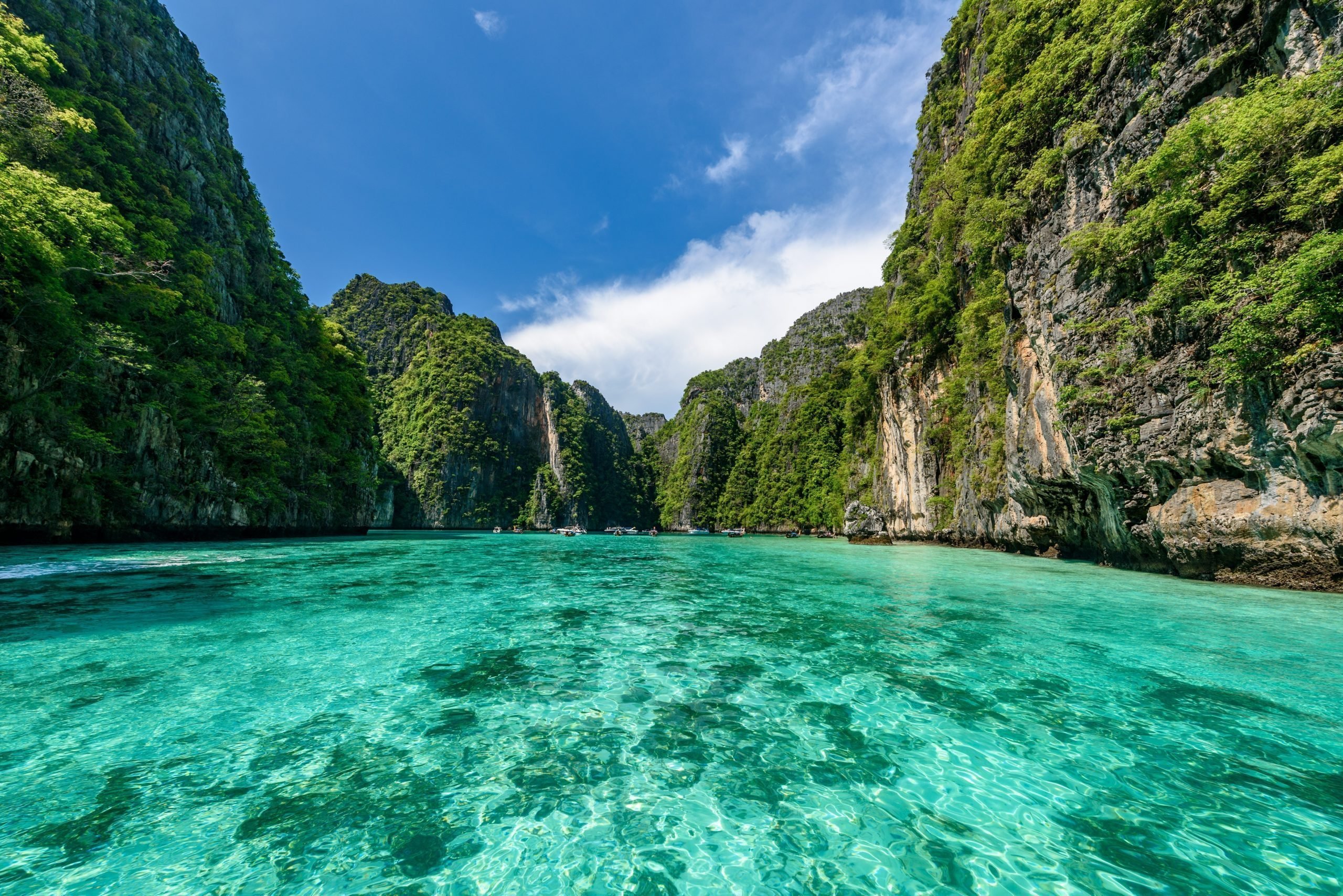 10 Places with the Clearest Waters - Places To See In Your Lifetime