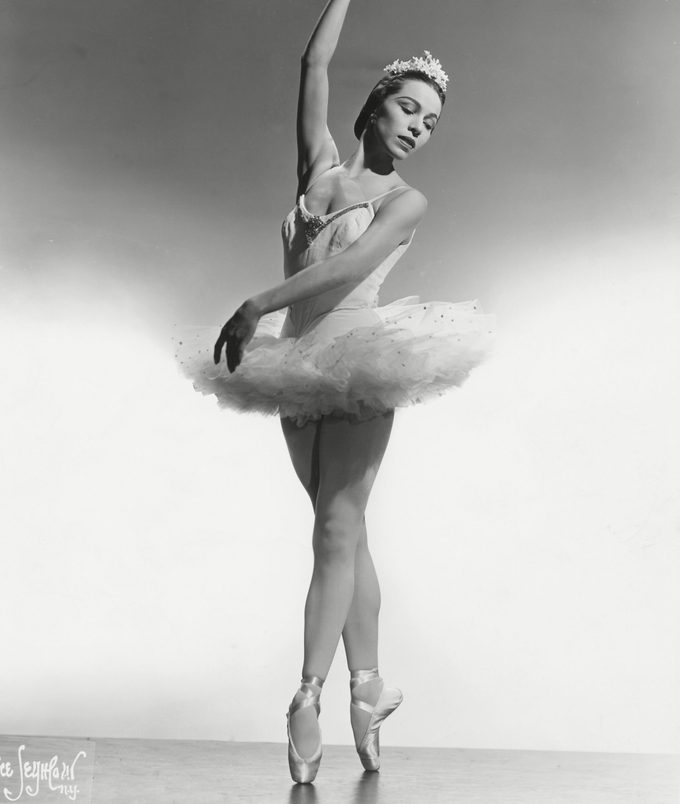 Mandatory Credit: Photo by Everett/Shutterstock (10295933a) Maria Tallchief, ballerina of the Ballet Russe De Monte Carlo, 11/6/1954. Historical Collection