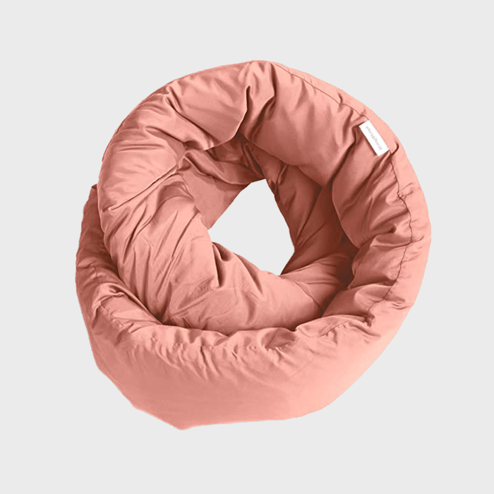 Huzi Infinity Pillow Soft Neck Ecomm Via Amazon.com